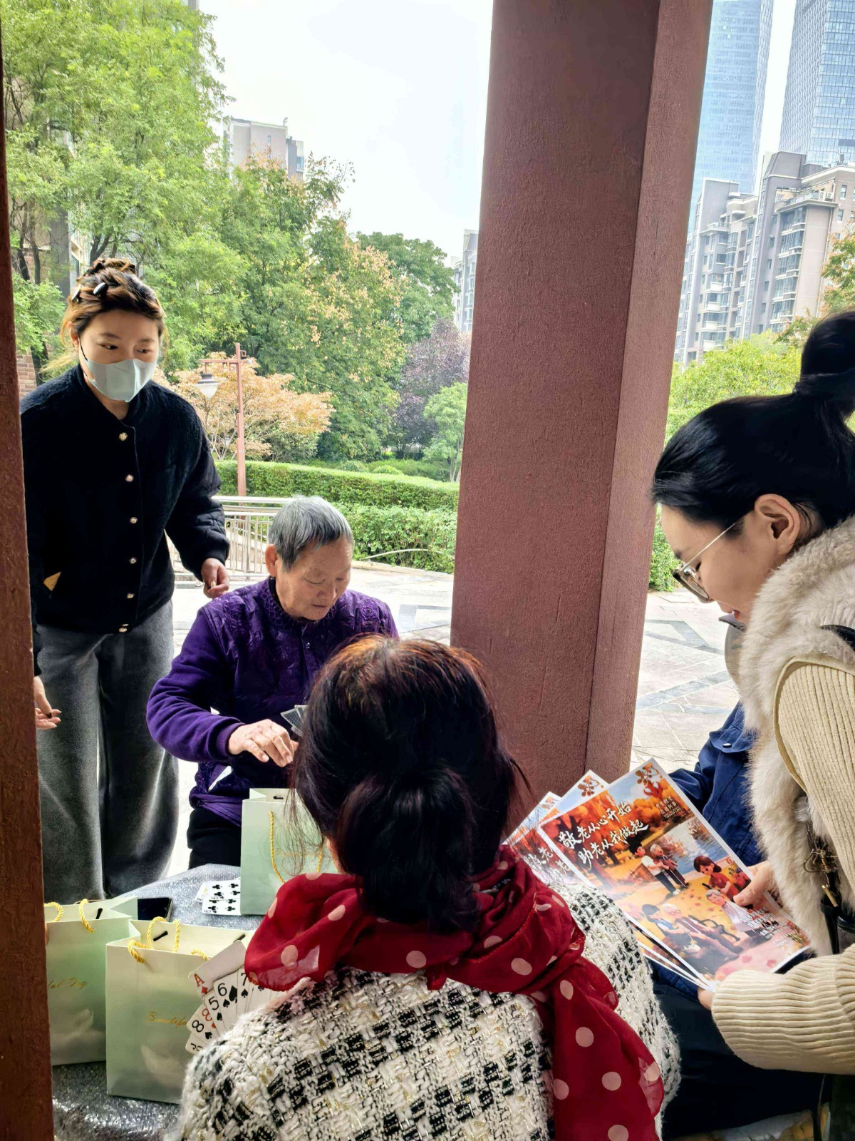 1761539915134765Th0O.jpg 研究院.jpg